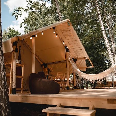 Glamping Mandra Kanev Hotel Leplyavo ภายนอก รูปภาพ