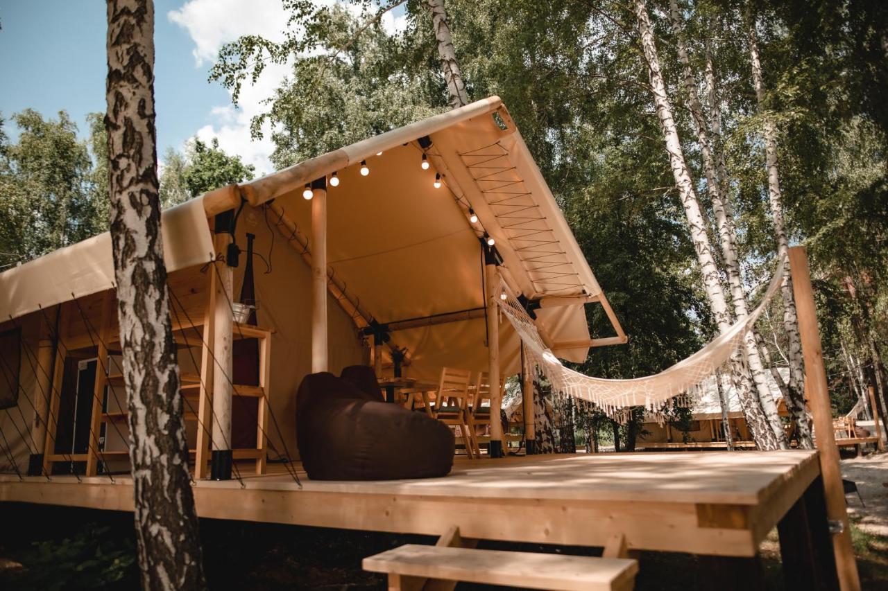 Glamping Mandra Kanev Hotel Leplyavo ภายนอก รูปภาพ