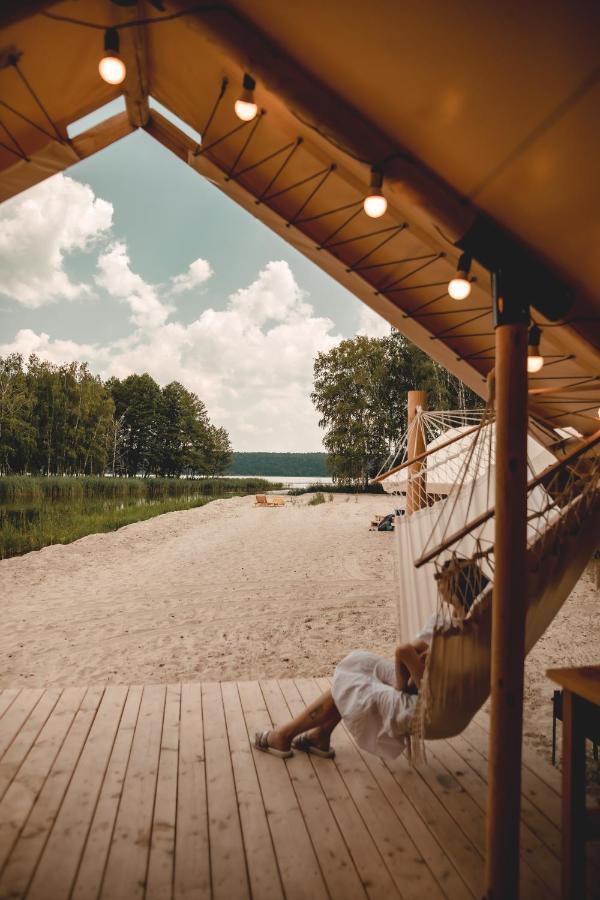 Glamping Mandra Kanev Hotel Leplyavo ภายนอก รูปภาพ