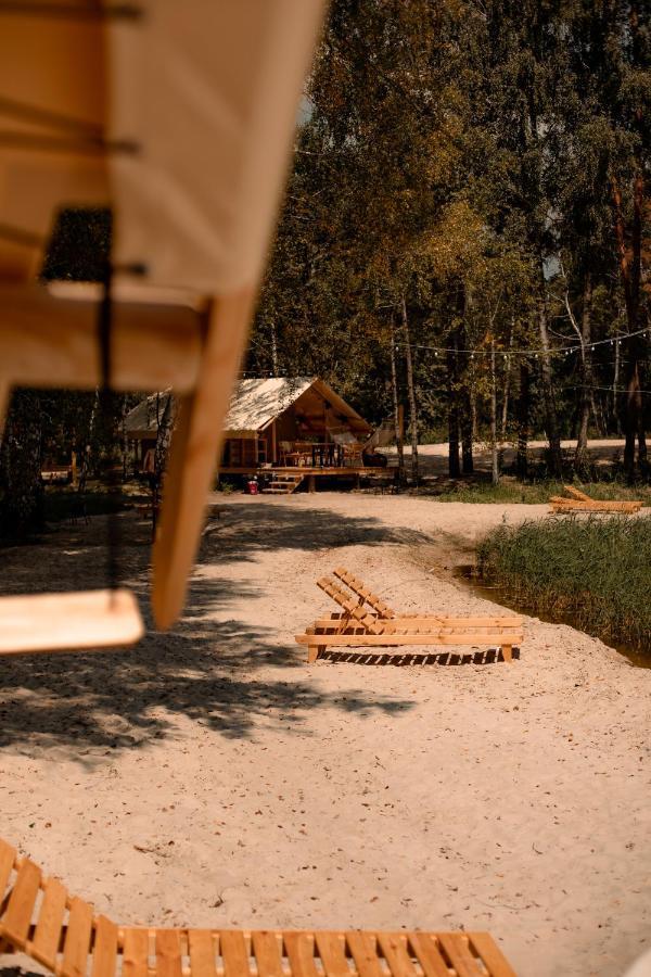 Glamping Mandra Kanev Hotel Leplyavo ภายนอก รูปภาพ